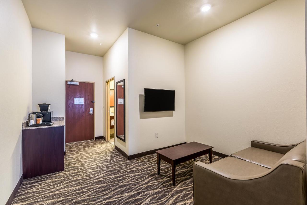 Cobblestone Hotel & Suites - Stevens Point Kültér fotó