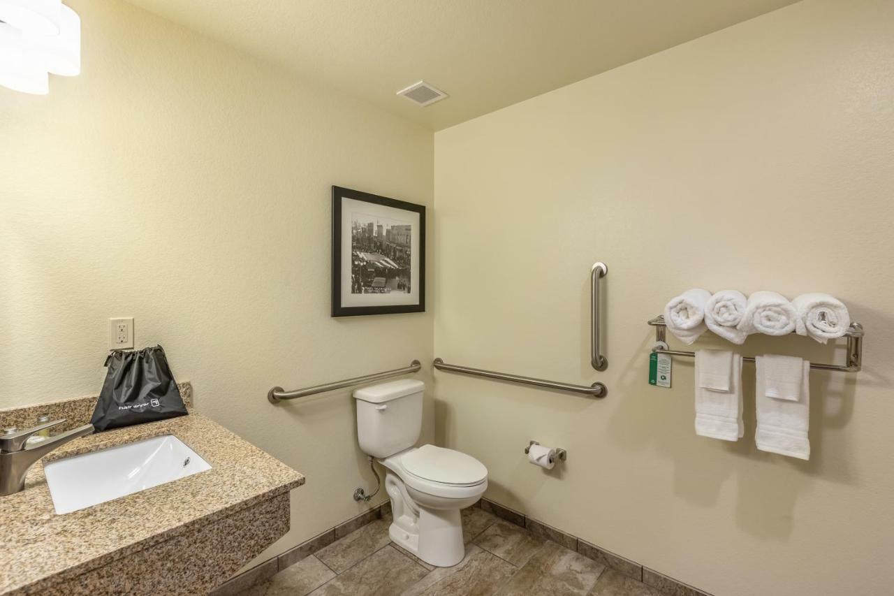 Cobblestone Hotel & Suites - Stevens Point Kültér fotó
